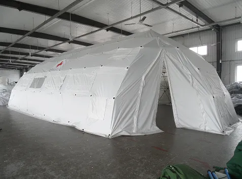 Valkoinen ensiaputeltta 20 hengelle